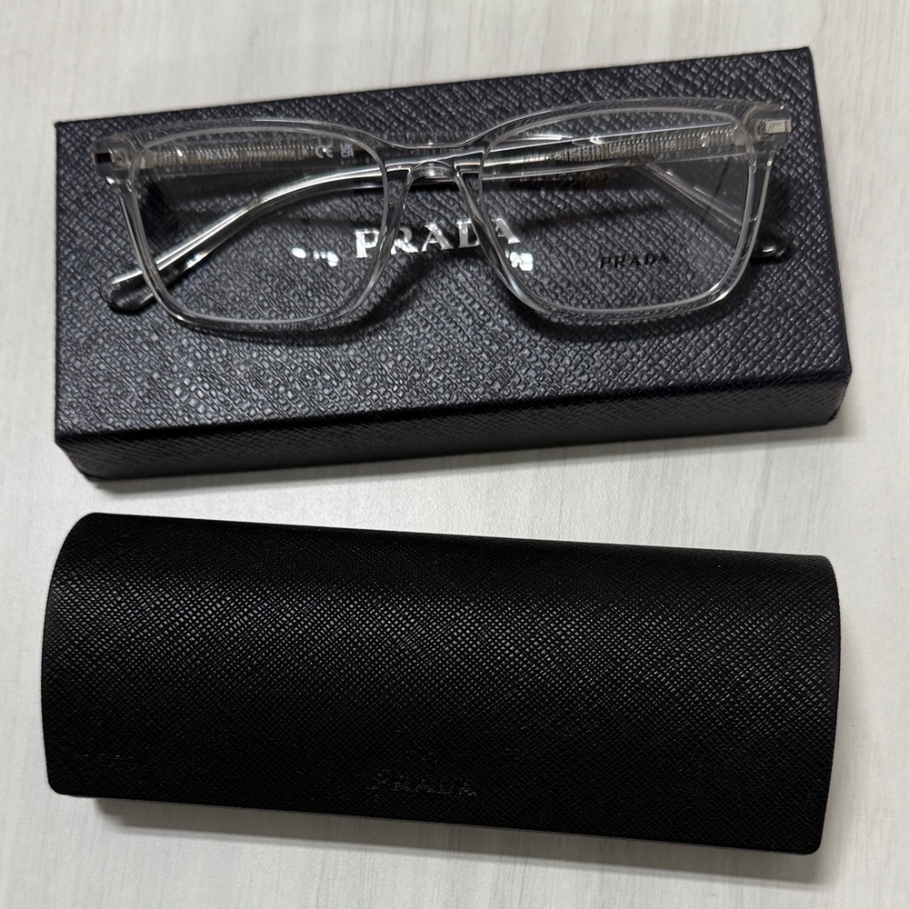 Prada Transparent Eyewear vpr14w with Black Case
